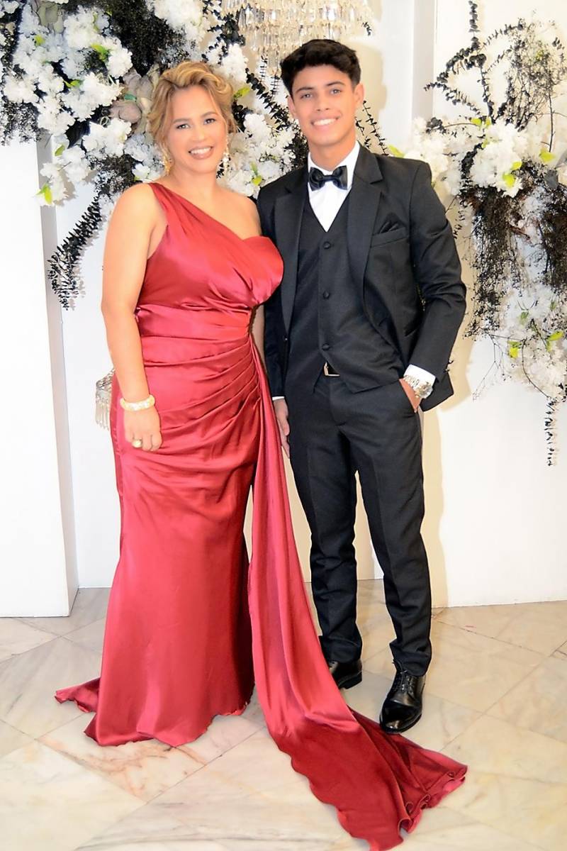 Fiesta de la prom 2024 de la International School of Tegucigalpa