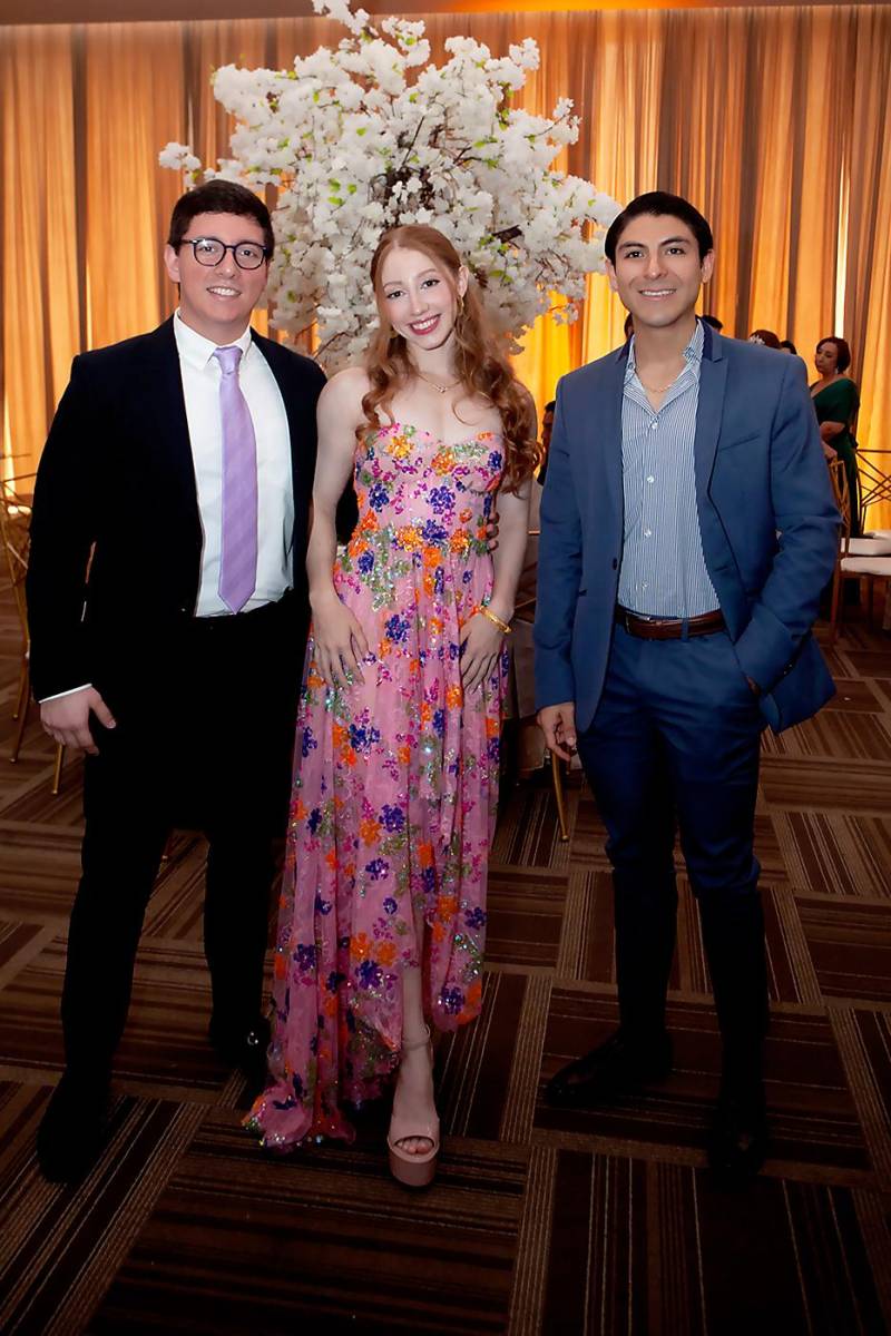 Roberto Castellanos, Emily Canahuati y Ridel Velásquez