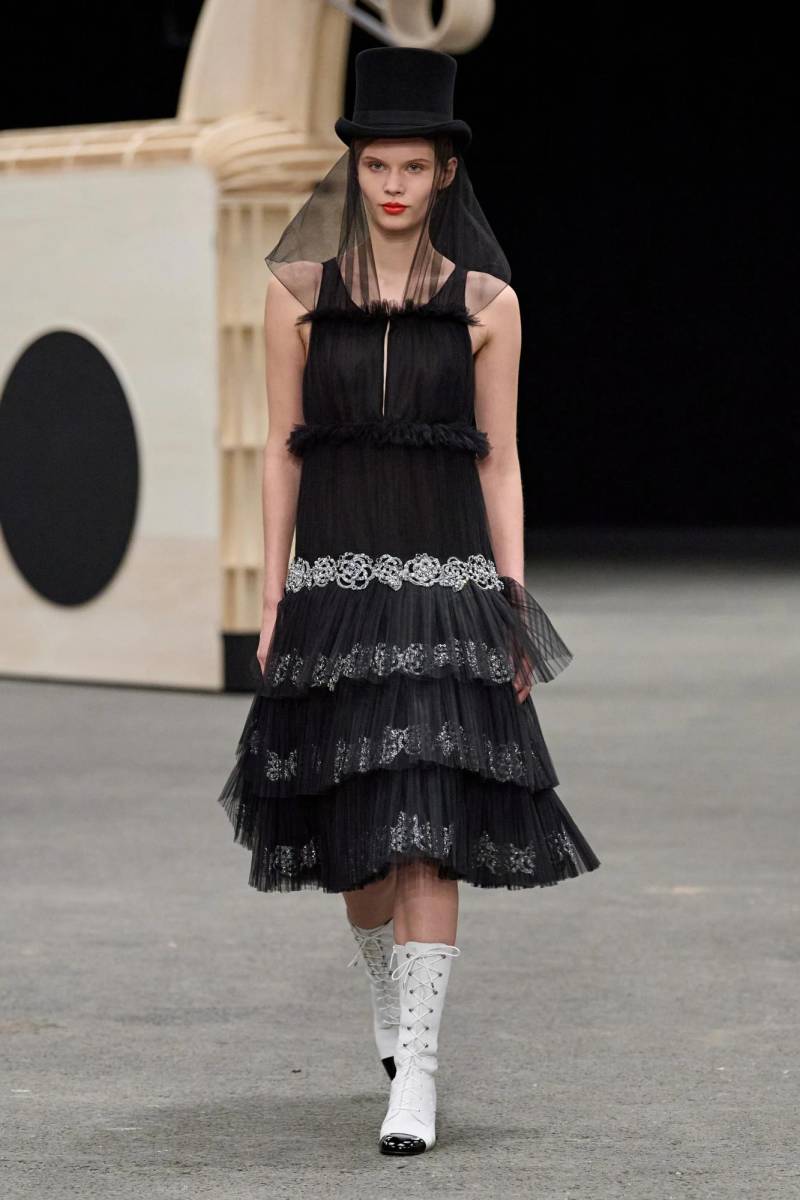 Chanel presenta colección Alta Costura Primavera 2023