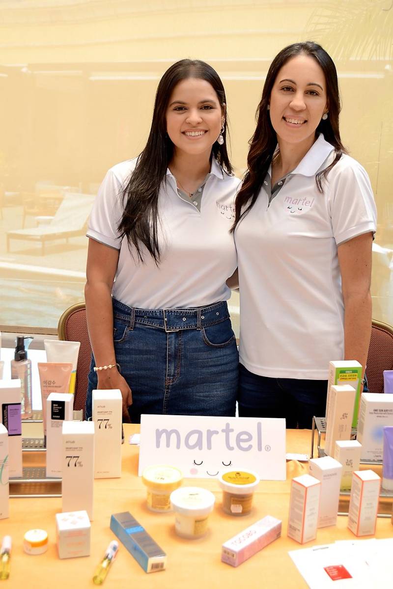 María José Padgett y Krystel Padgett.