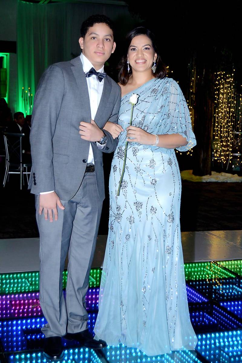 Ángelo Sánchez y Pamela Bustillo
