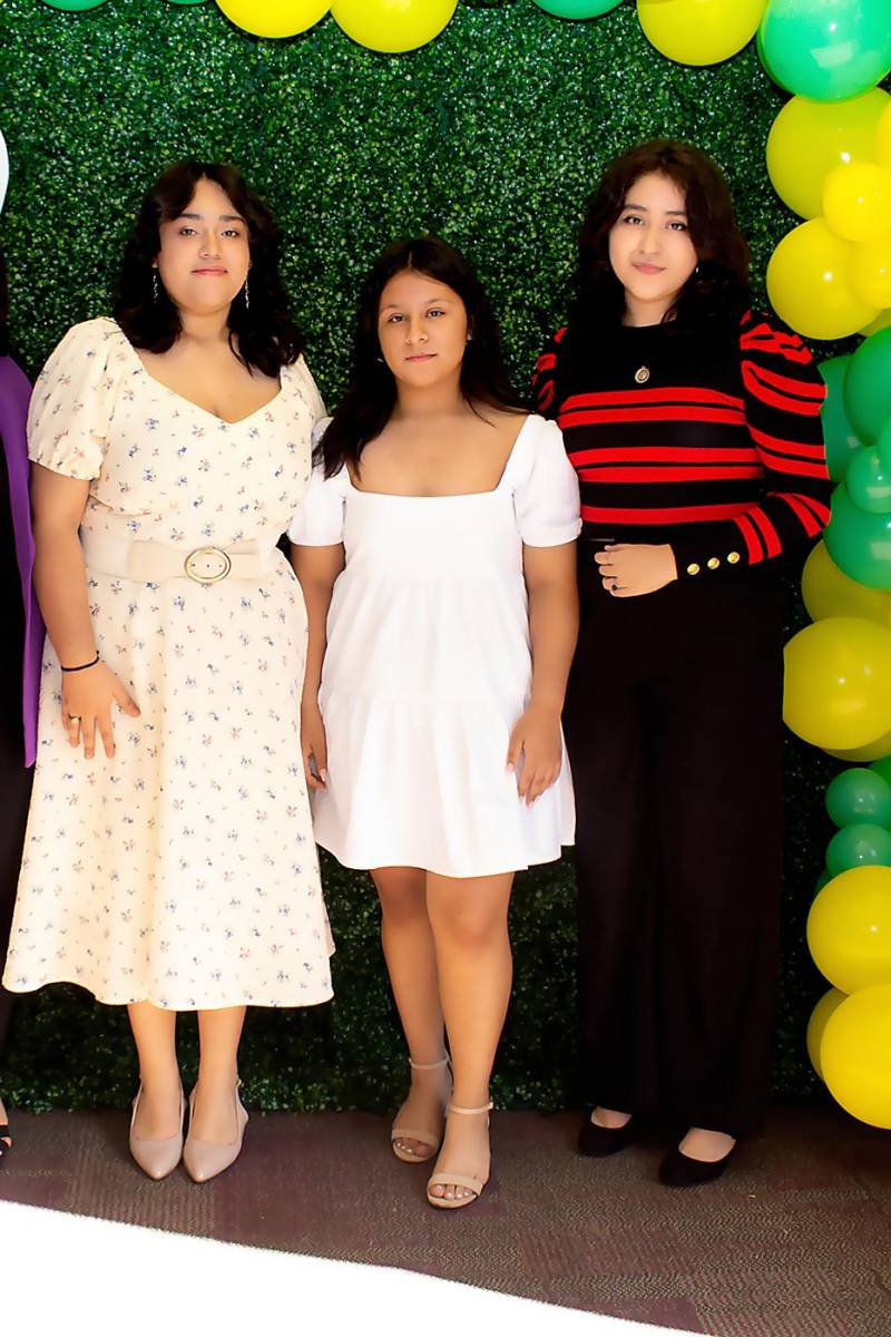 Valeria Medina, Kognny Rodríguez y Silem Vallecillo.