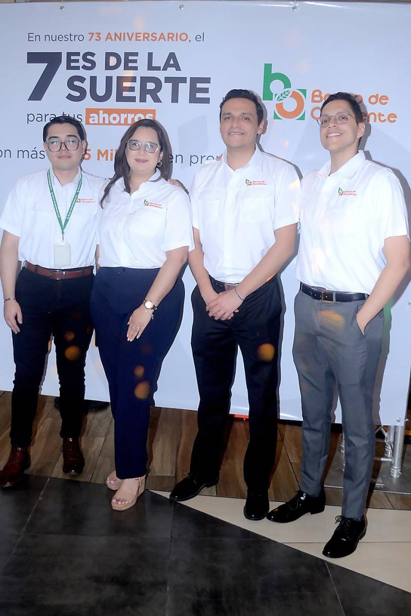 Alex Alcántara, Iris Rodríguez, Marlon Medina y Alejandro Castillo.