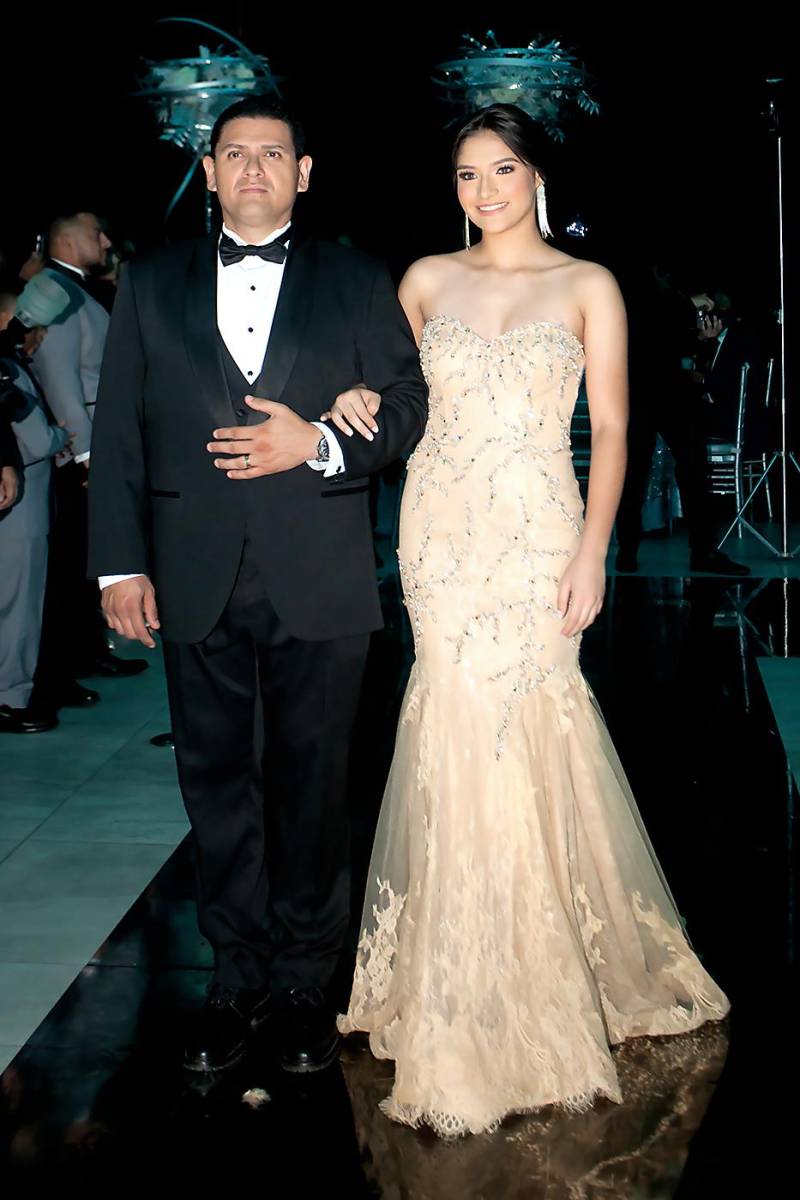 Adriana González y su padre Alejandro González.