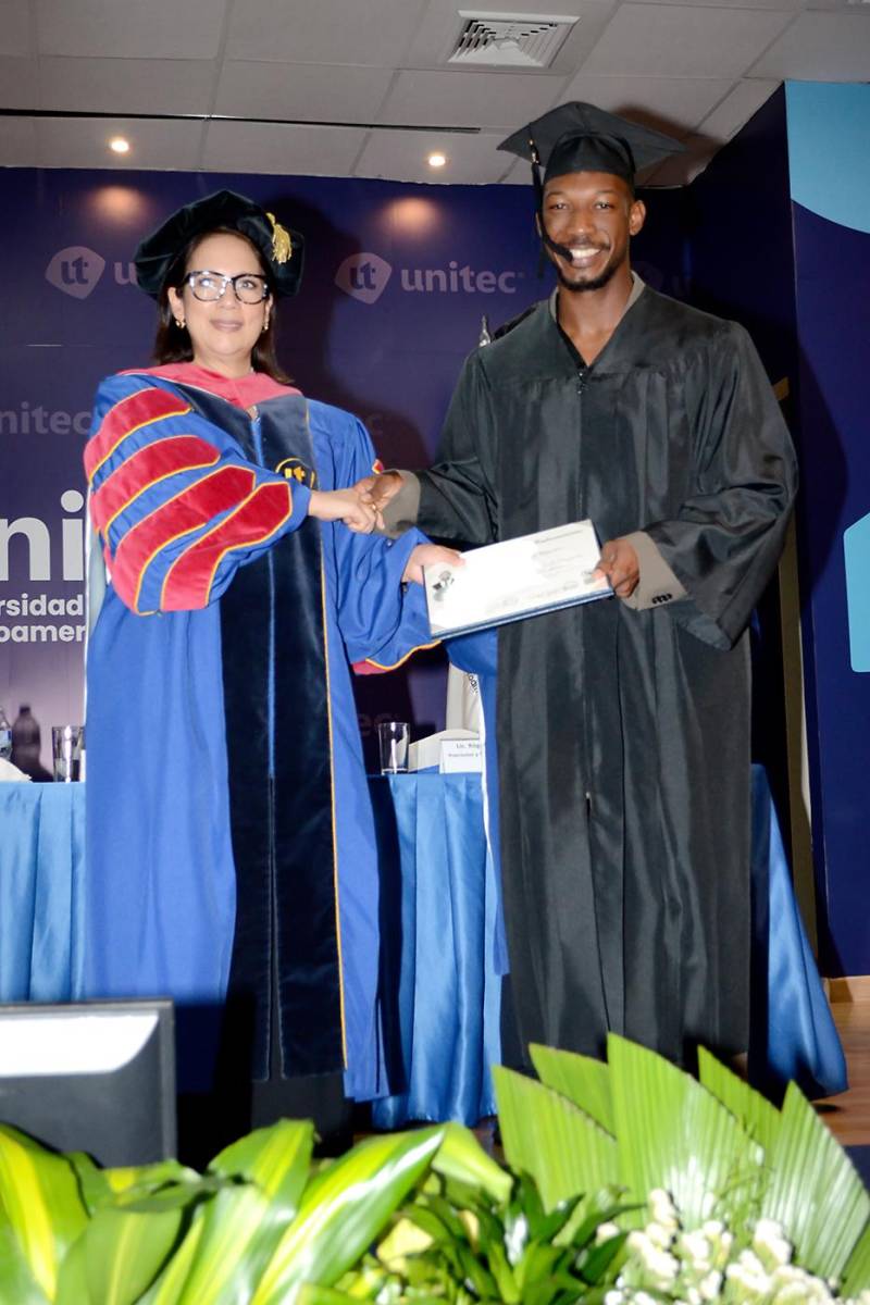 Graduaciones de Posgrado de UNITEC de Tegucigalpa 2025