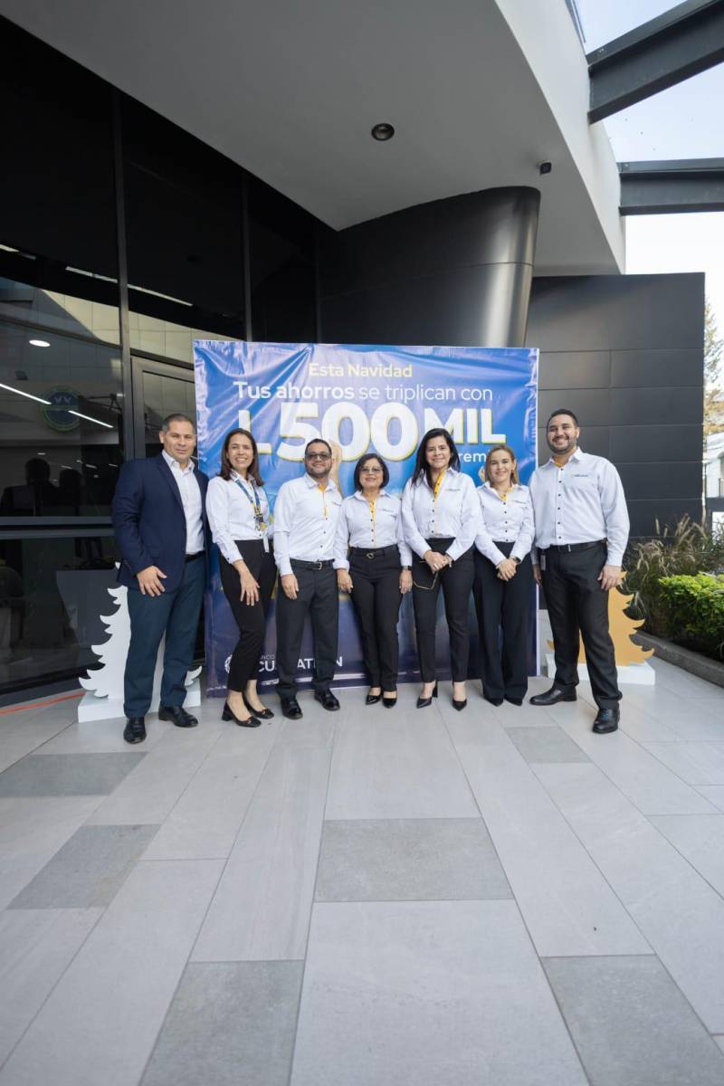 Banco CUSCATLAN lanza su promoción <b>“¡En esta Navidad tus ahorros se triplican!”</b>, que premiará a 10 ganadores con un total de <b>L.500,000 en premios</b>. Del 20 de noviembre de 2024 al 26 de enero de 2025, los clientes podrán participar acumulando boletos electrónicos al abrir cuentas, incrementar sus ahorros o realizar depósitos específicos. Cada boleto aumenta las posibilidades de ganar, incentivando el hábito del ahorro en todo el país. Para más información, visita sus agencias, página web o redes sociales. <b>¡Ahorra, participa y gana grandes premios esta Navidad!</b>