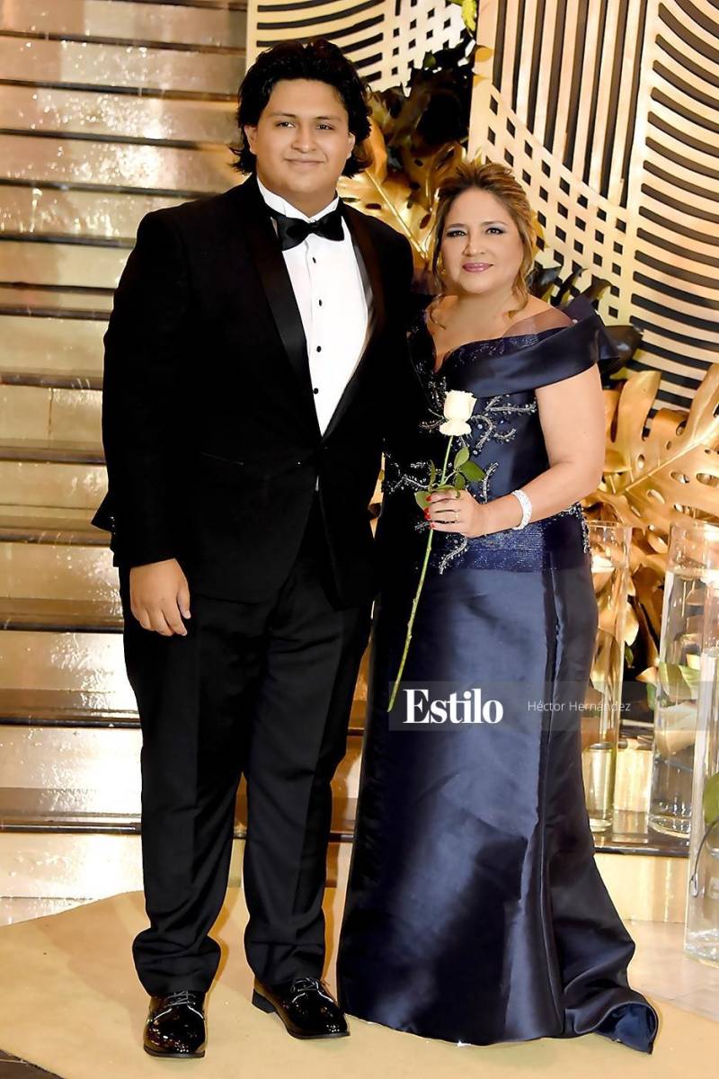  Gabriel Eduardo Avila Amat y Sonia María Auxiliadora Amat Basantes 