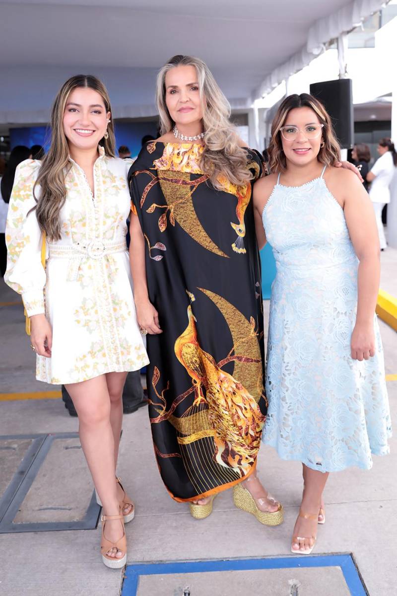 Gabriela Alvarado, Cheila Coello y Esperanza Gómez. 