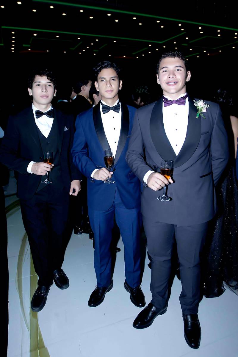 José Mcdermoth, Ethan Rosales y Diego Figueroa. 