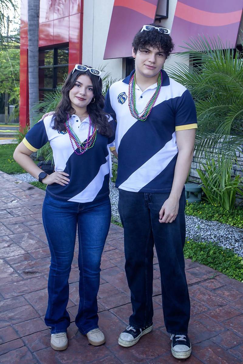 Vivian Medina y Faustyn Meléndez.