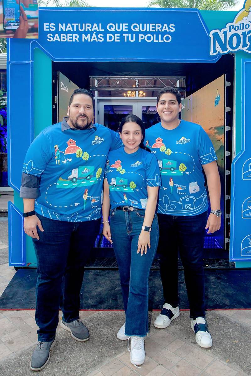 David Regalado, Claudia Chacón y Afif Handal.