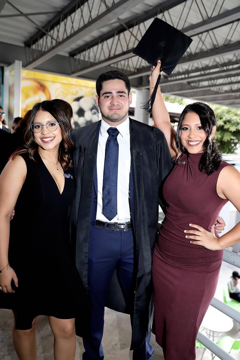 Graduaciones de Pregrado de UNITEC TGU 2025