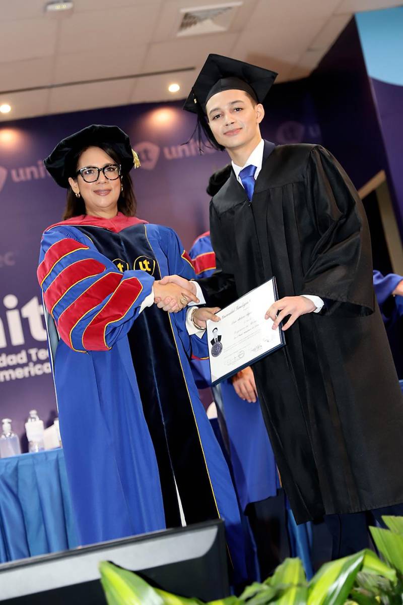 Graduaciones de Pregrado de UNITEC TGU 2025