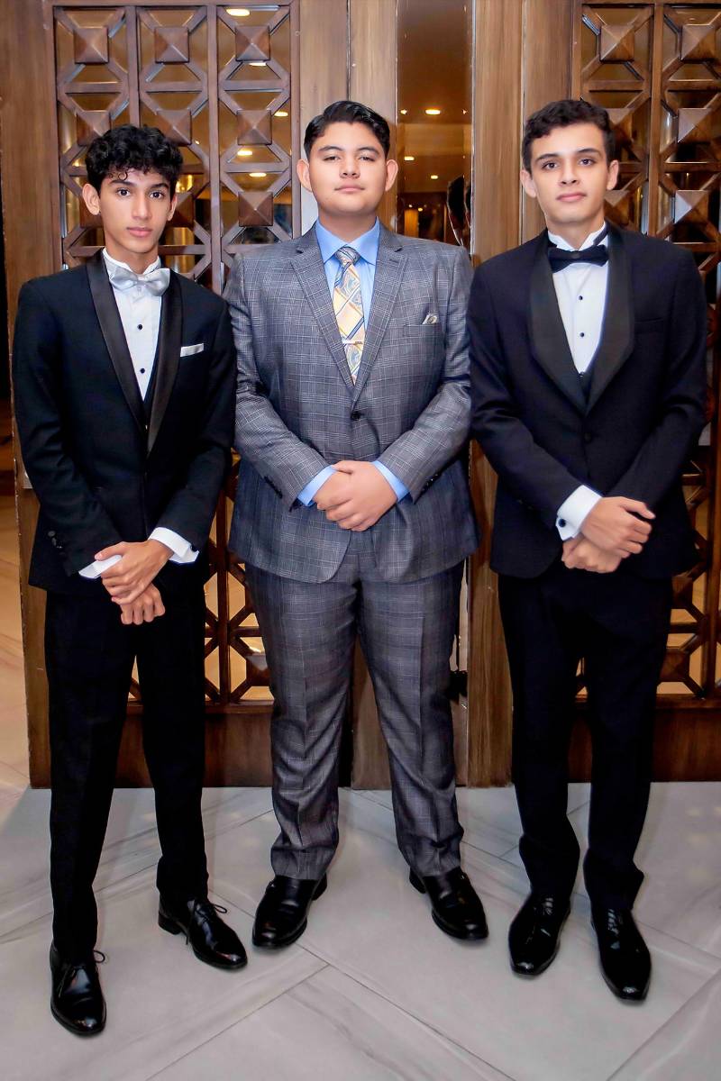  Daniel Cruz, Víctor Torres y Owen Peña. 