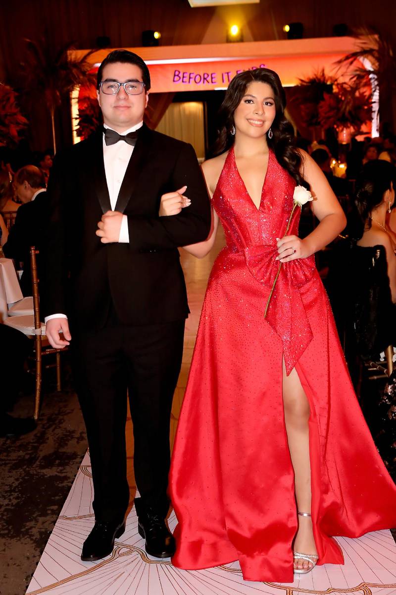 Adriana Domínguez y su hermano Diego Domínguez.