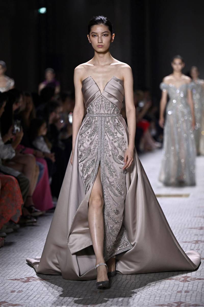 Elie Saab presenta su colección Alta Costura Otoño Invierno 2024/25