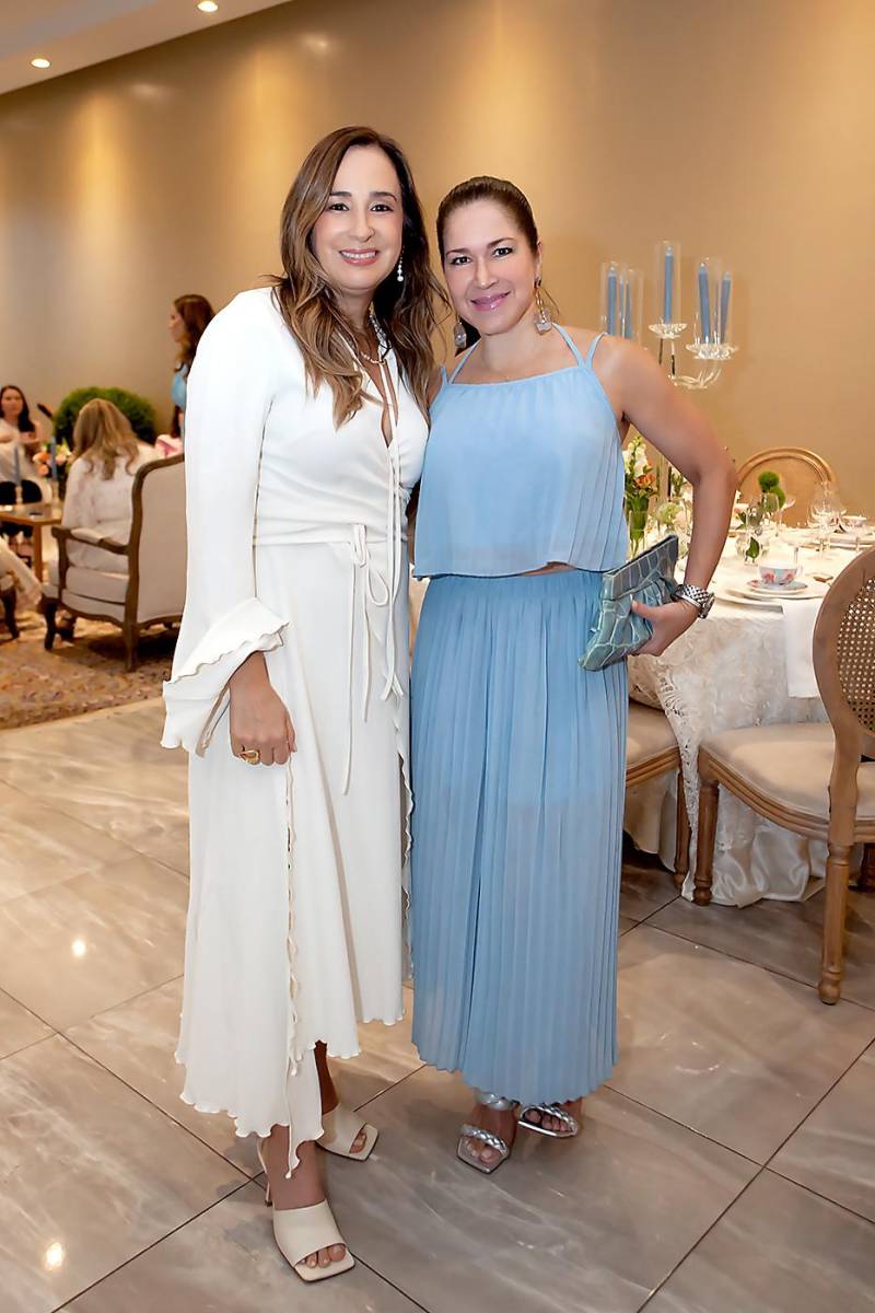 Griselle Córdoba y Lourdes Hawit.