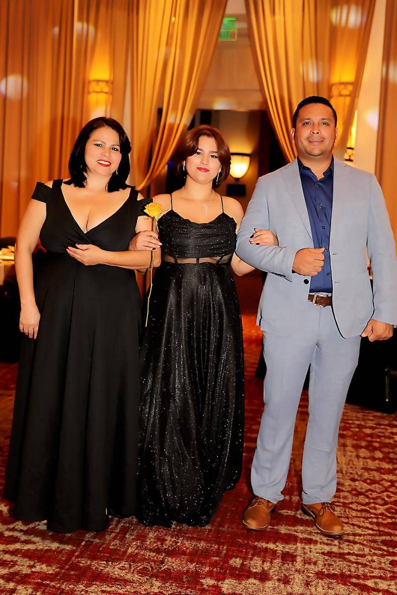 Nimian Lopez, Andrea Martinez y Carlos Martinez