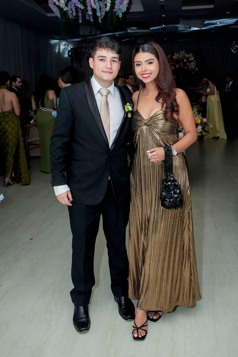 Gary Padgett y Aimee Medina