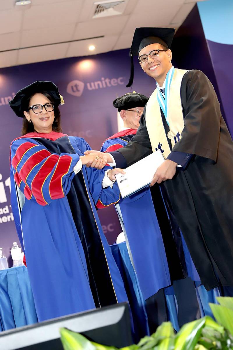 Graduaciones de Pregrado de UNITEC TGU 2025