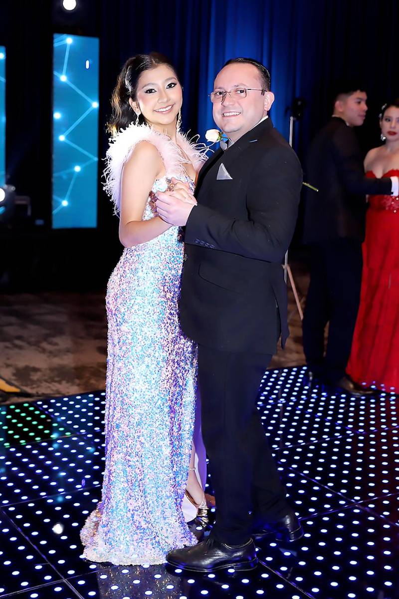Fiesta de la prom 2024 de Mayan School