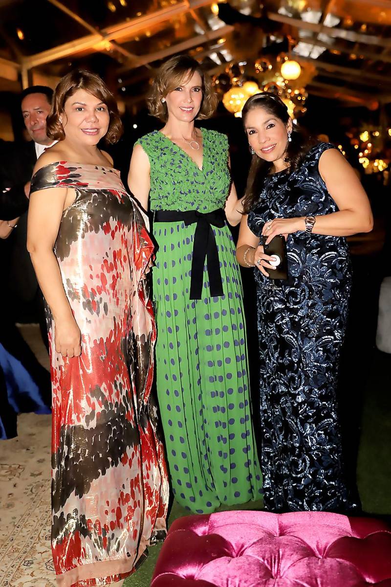Laura Simón, Erica Méndez y Fanny Zepeda de Ramirez