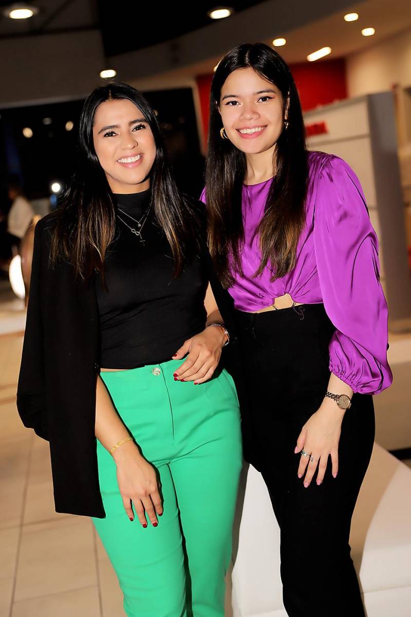 Norma Farias y Mónica Mencia