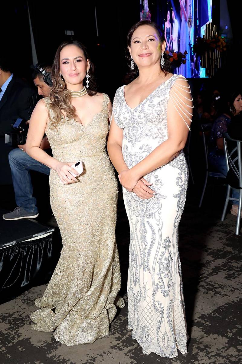 Invitados de la prom 2025 de Dowal School