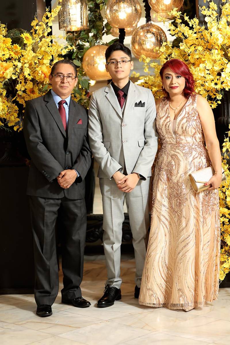 Invitados de la prom 2025 de Dowal School