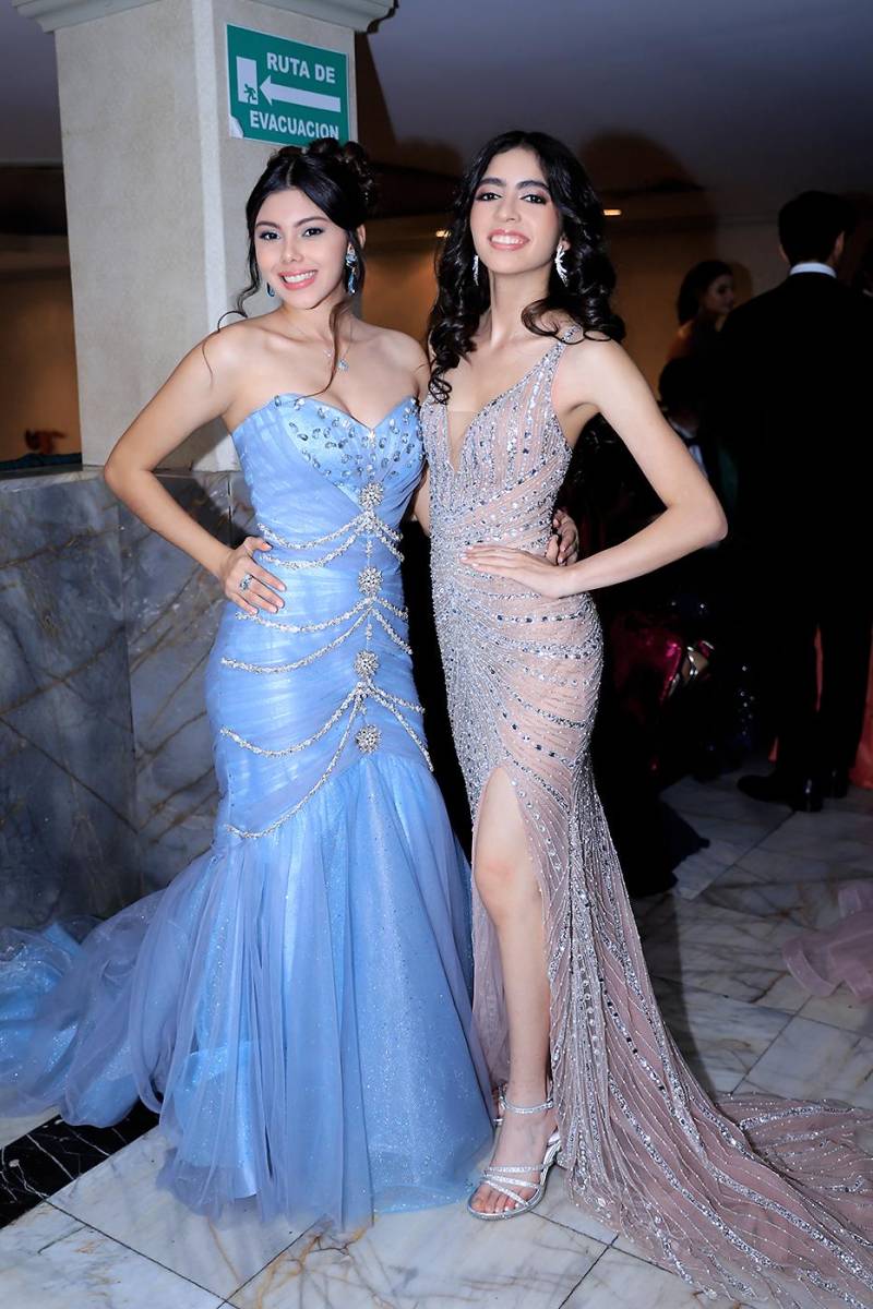 Amy Oseguera con Nicolle Fontecha