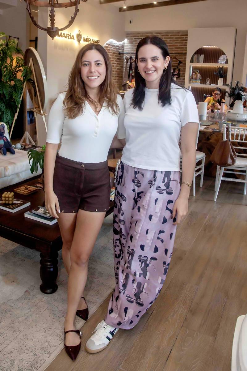 Sofía Velásquez y Andrea Araujo.