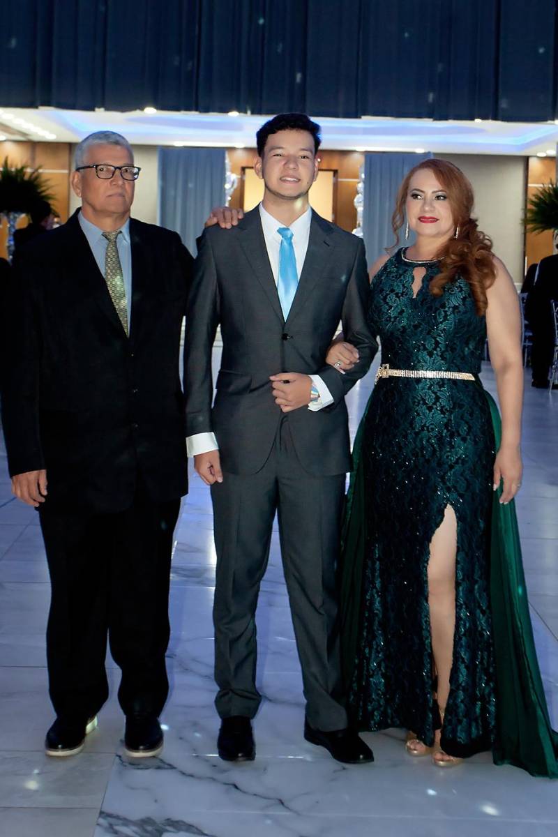 Desfile padres e hijos de la prom de Happy Days &amp; Freedom 2024