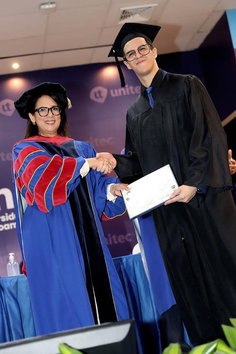 Graduaciones de Pregrado de UNITEC TGU 2025