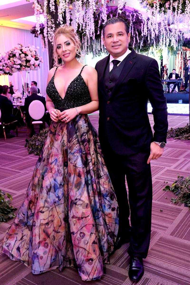 Nelly Lobo y Gustavo Romero