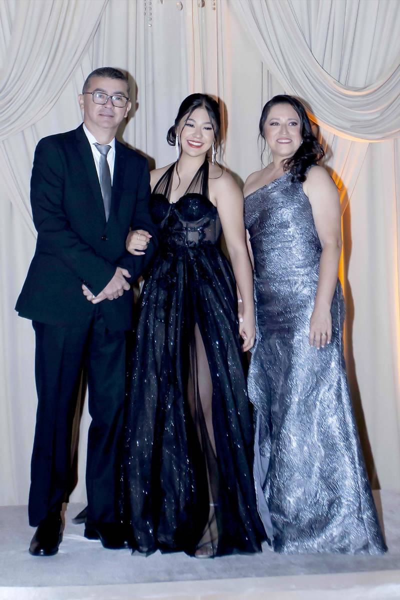 Desfile padres e hijos de la prom 2026 de Happy Days &amp; Freedom Institute