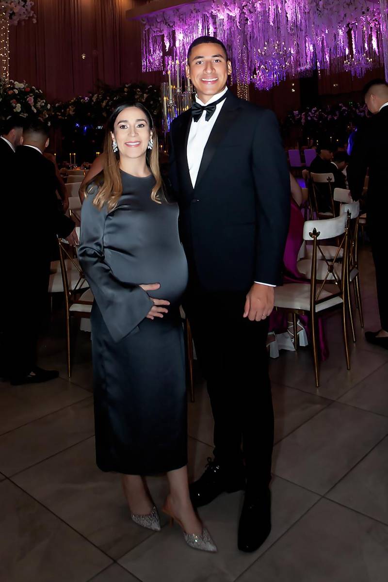 Miriam de Pérez y Marco Pérez.