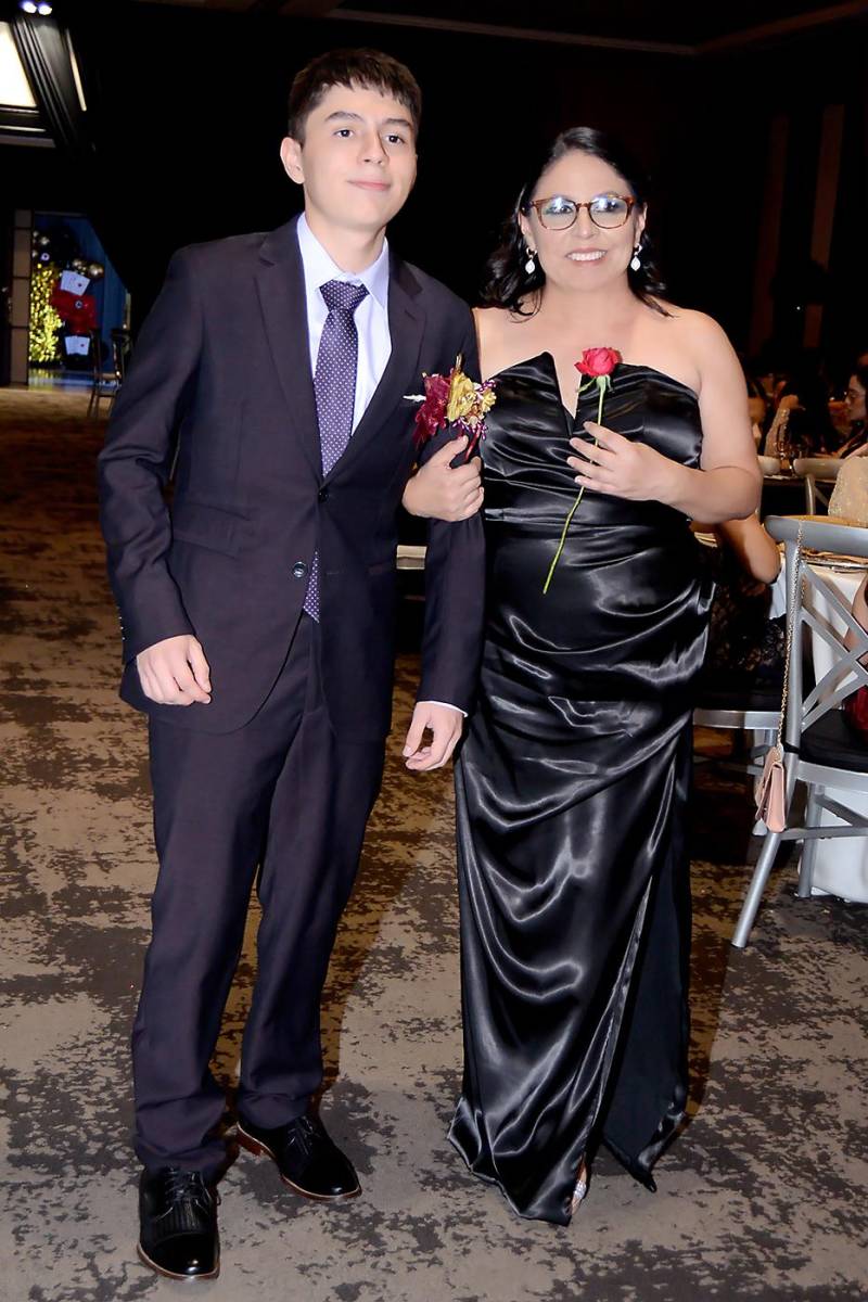 Fernando Oseguera e Iris Rodríguez.