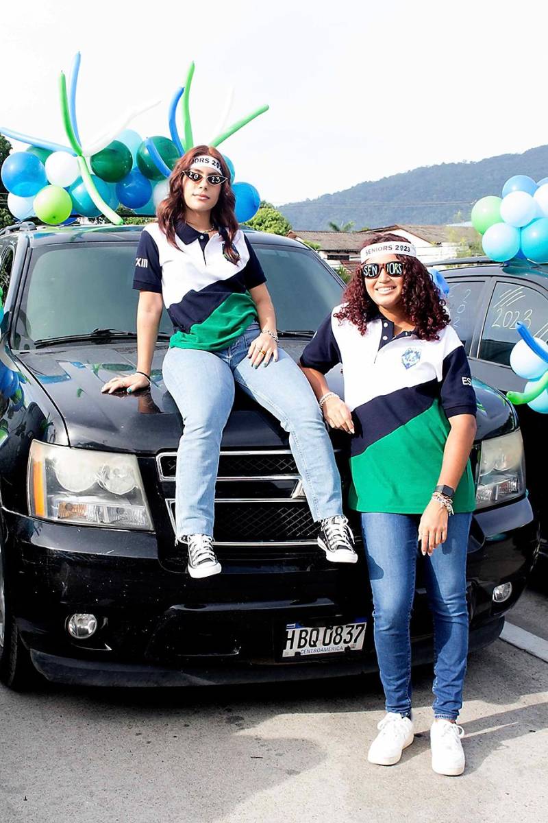 Jimena Fernández y Victoria Aparicio.