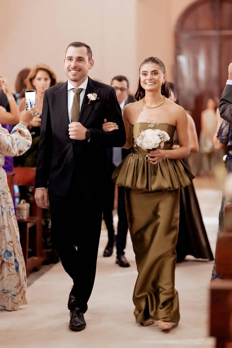 Asi se vivió la boda eclesiástica de Johannes Múller y Ruth Panayotti