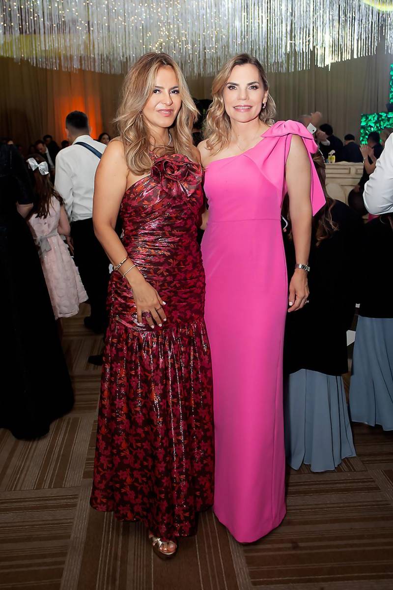 Carol Cabeza y Rosa María Raudales.