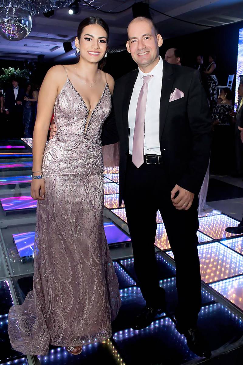 Gloria Jessica y Javier Peña.