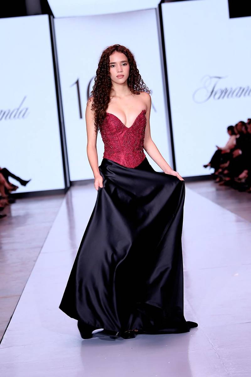 Fernanda Molina debuta en BAC Estilo Moda 2025 con Pearl Jam