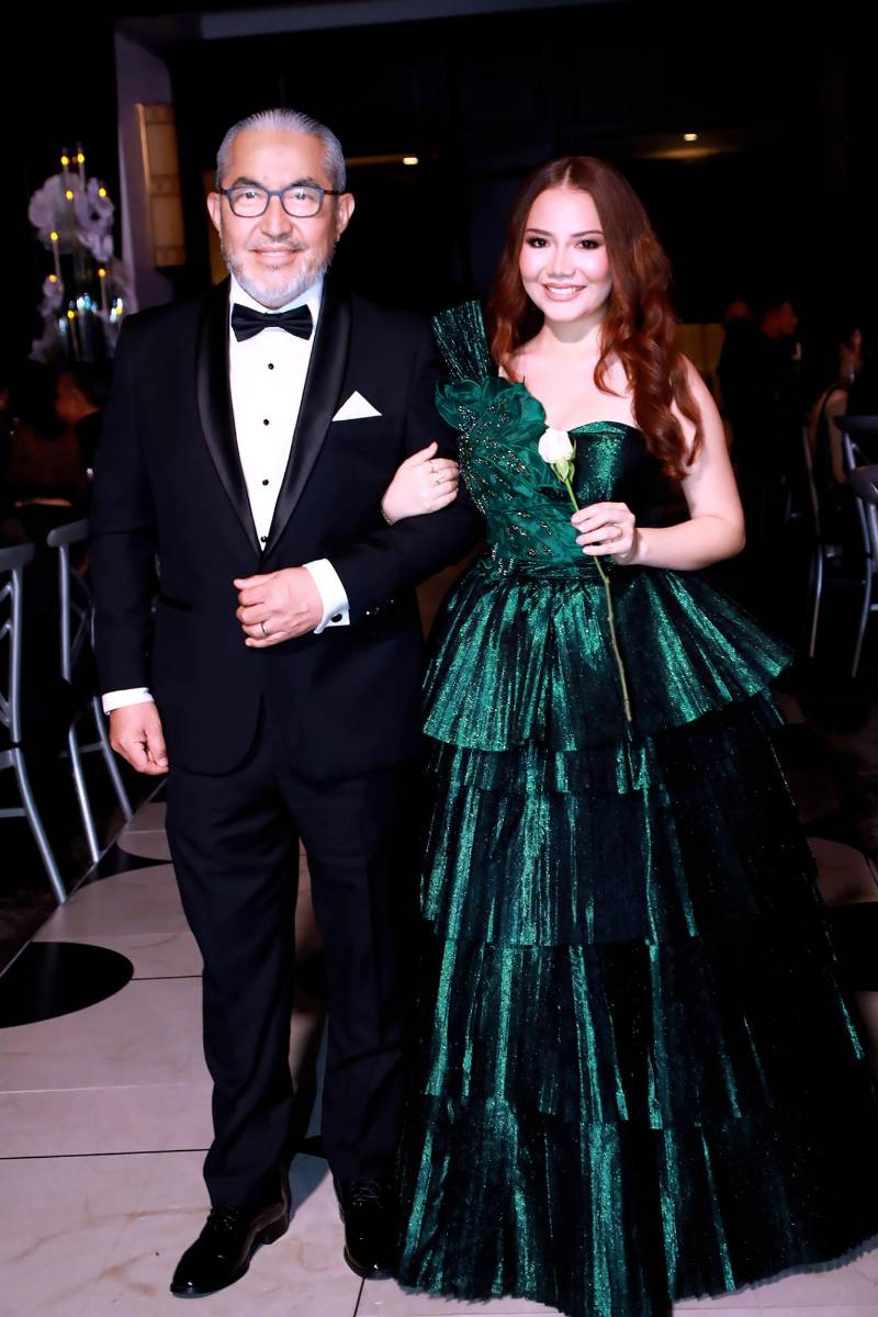 Isabella Cortijo y su padre Piero Cortijo. 