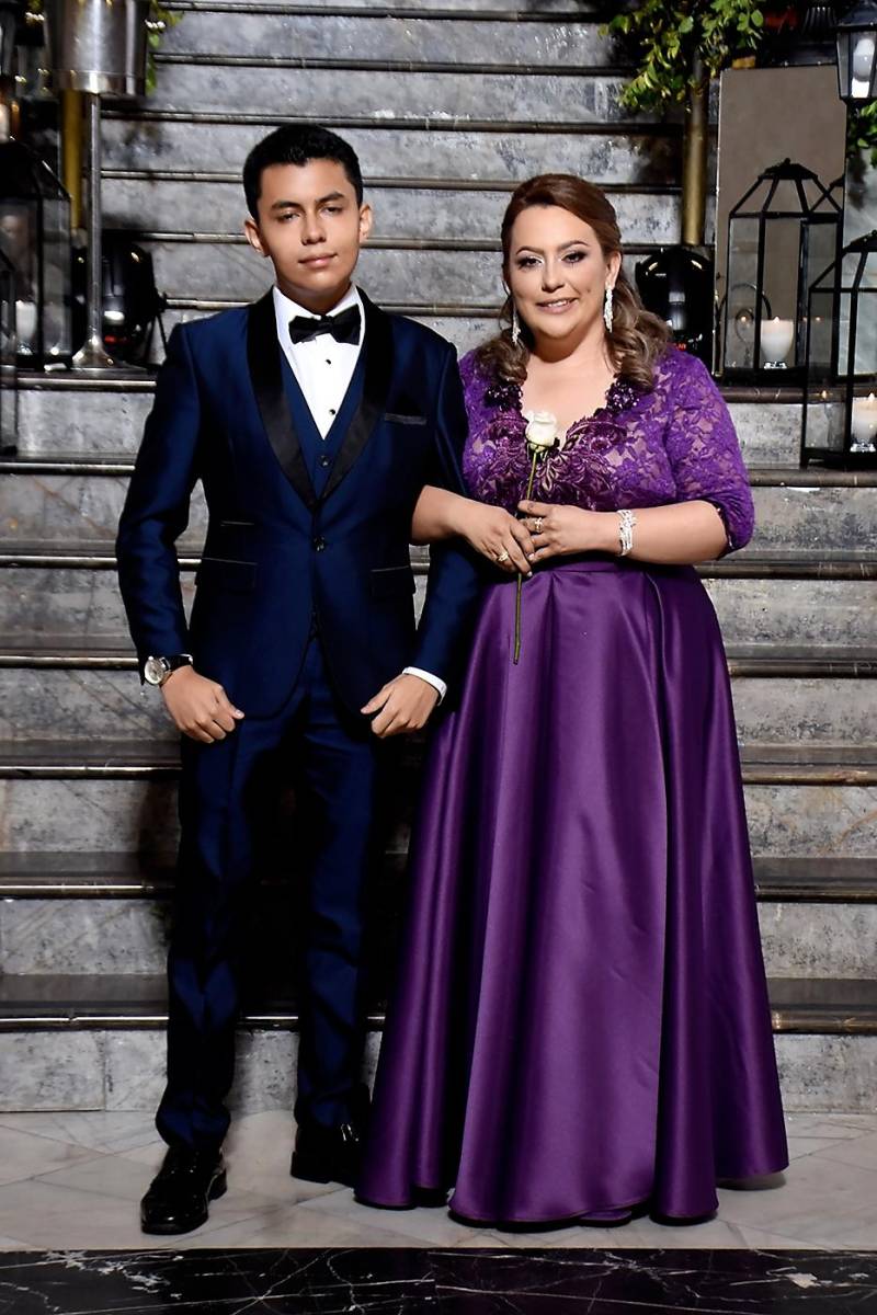 Desfile de Padres e Hijos de la Prom Night 2023 del Liceo Franco Hondureño