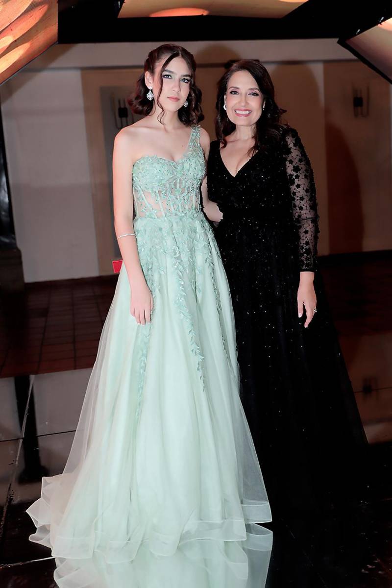 Isabella y Verónica Klugmann.