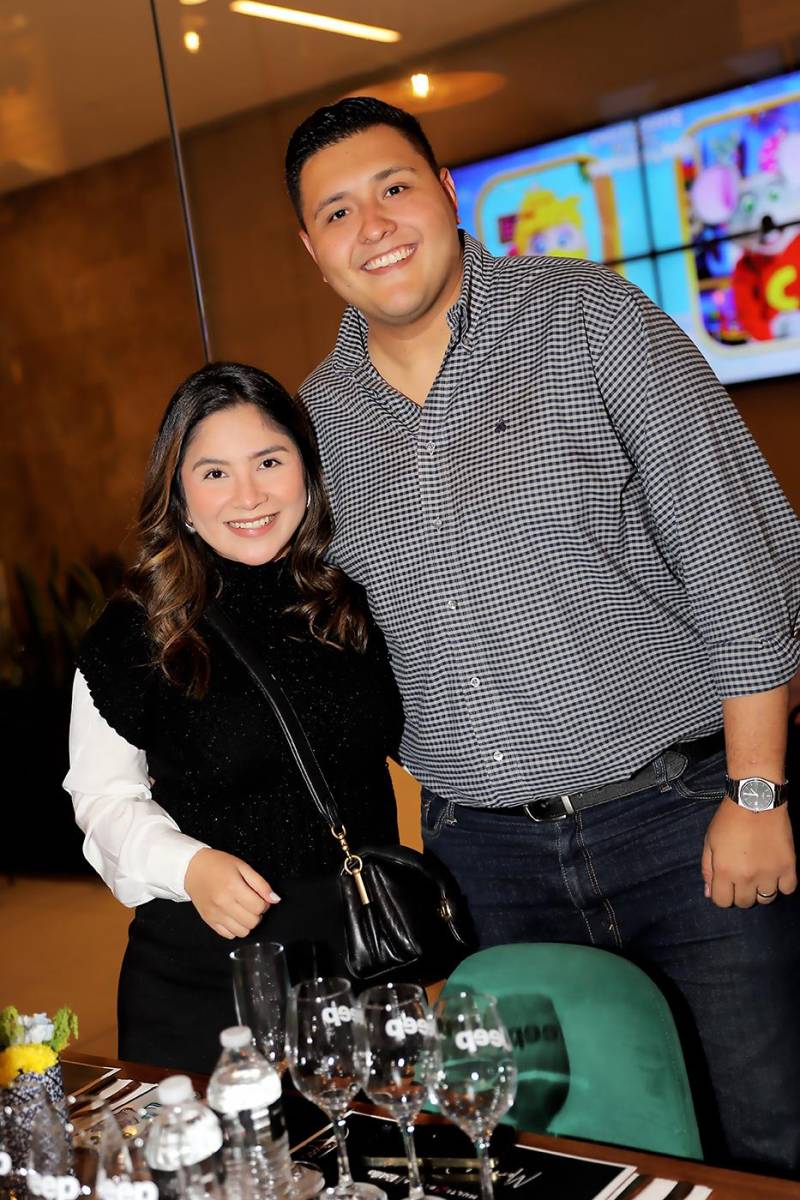 Alessia López y Luis Zúniga