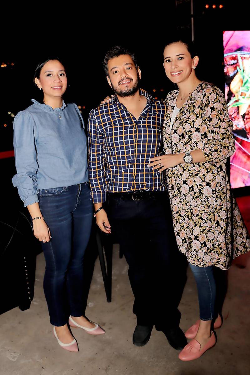 Celeste Espinoza, David Maldonado y Sonia Álvarez. 