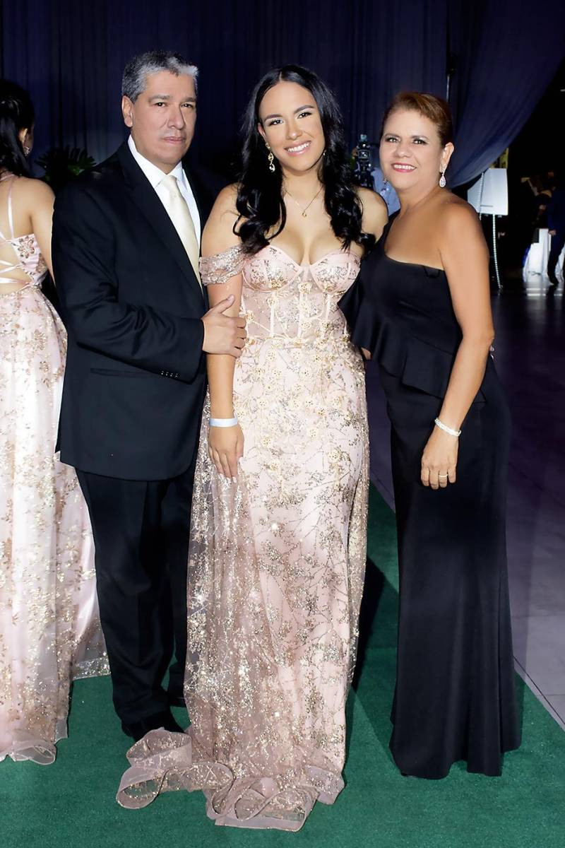 Orlando, Gabriela Corredor Castillo y Gladys Castillo 