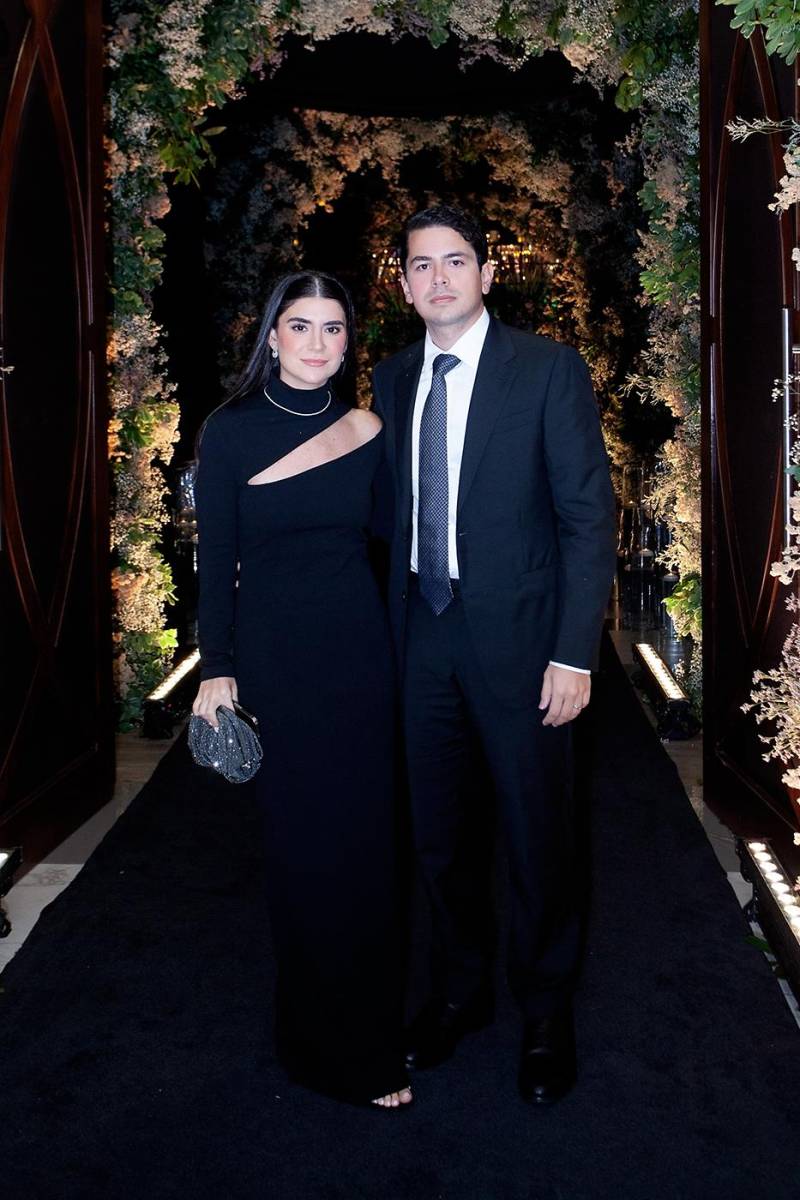 Nicole Salem y Allan Sikaffy