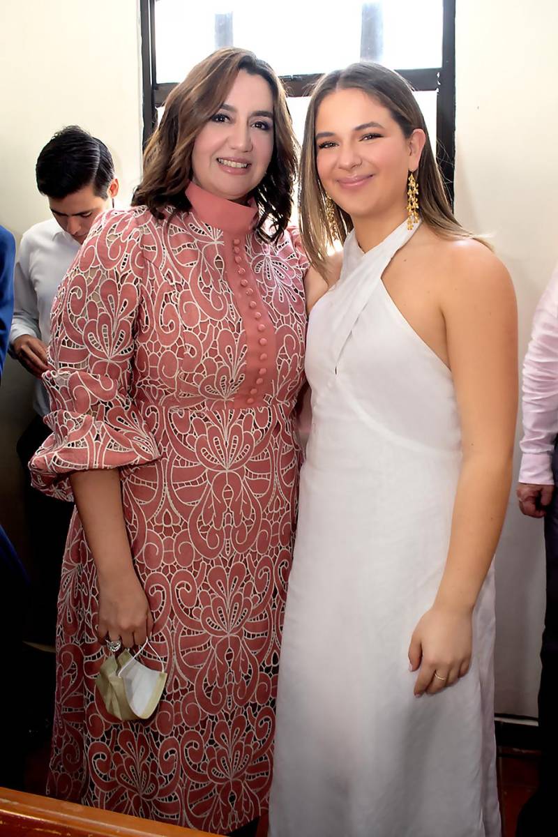 Ángela Salgado y Ángela Bueso.